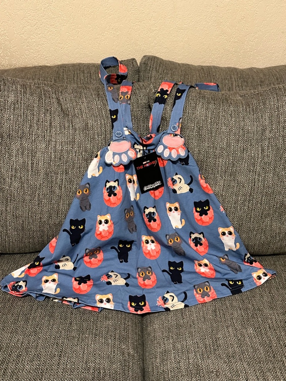 Cakeworthy Marvel jumper